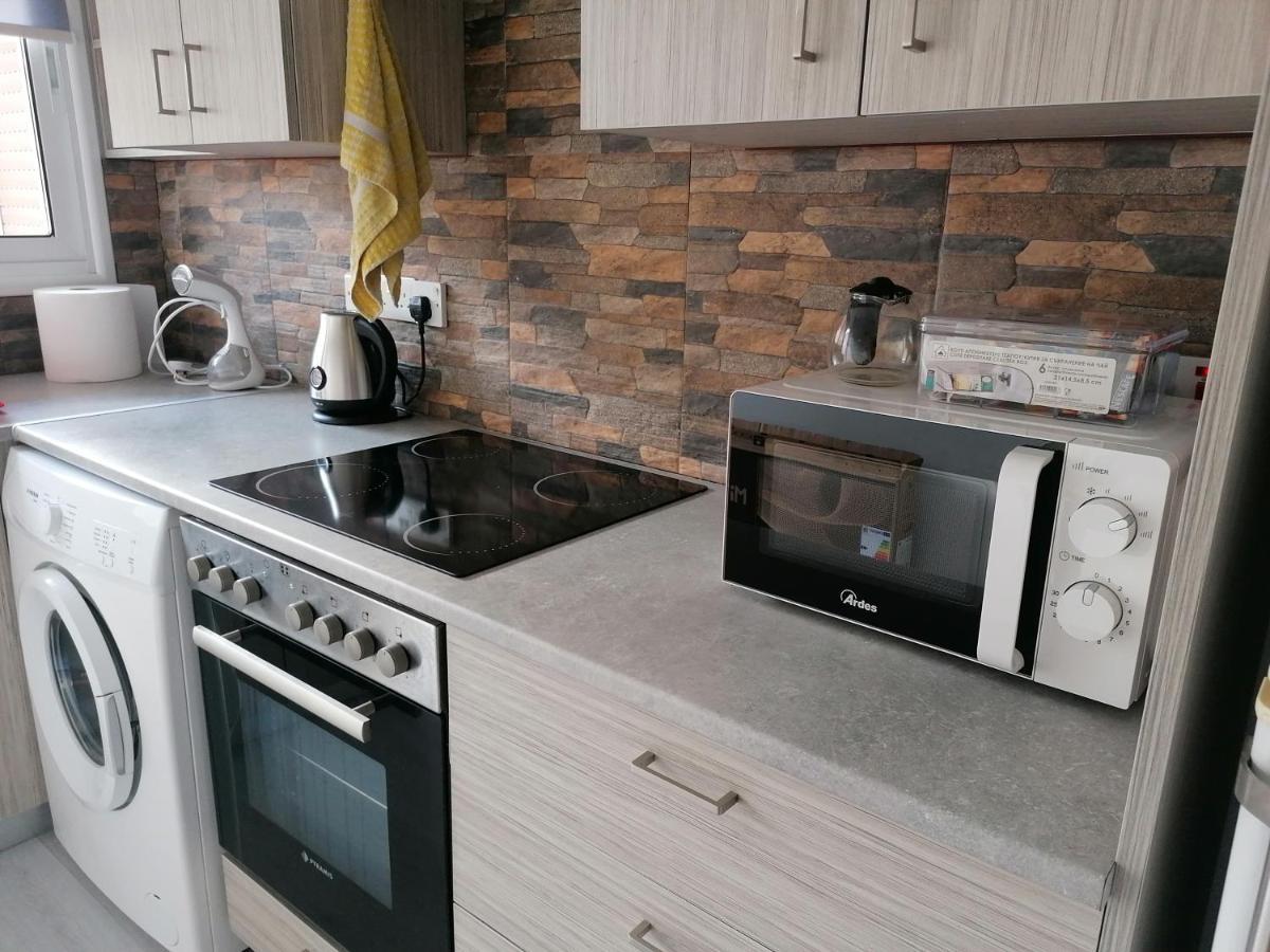 Elenas 1 Bedroom In Center Daire